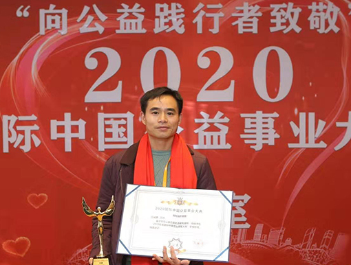 个人照片1.jpg