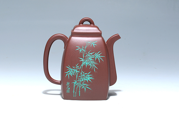 罗荣贤作品《汉方壶》.jpg
