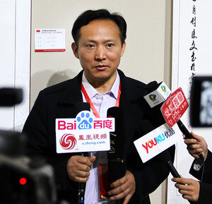 现场采访艺术家 付后文.jpg