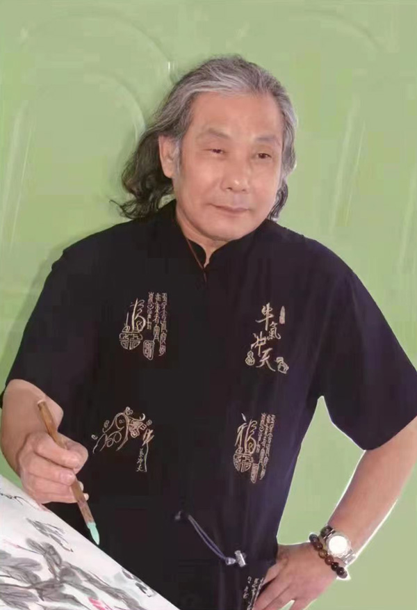 张世鹏照片.jpg
